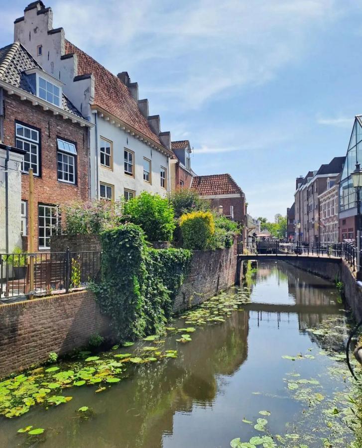 Canal Apartment At Historic Citycenter Amersfoort Esterno foto